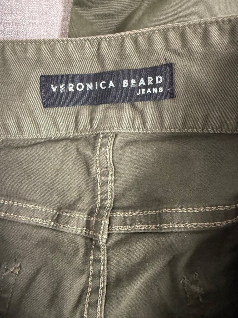 Veronica Beard Jean Monika Tapered Pants Green High Rise 30/10 Model Off Duty - Picture 5 of 16